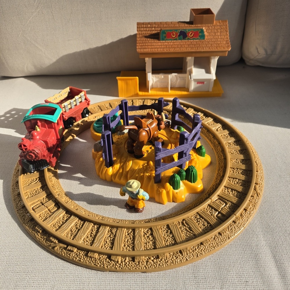 Geo Trax Rope N Ride Ranch Fisher Price Mattel 2006  Bucking Bull Cowboy